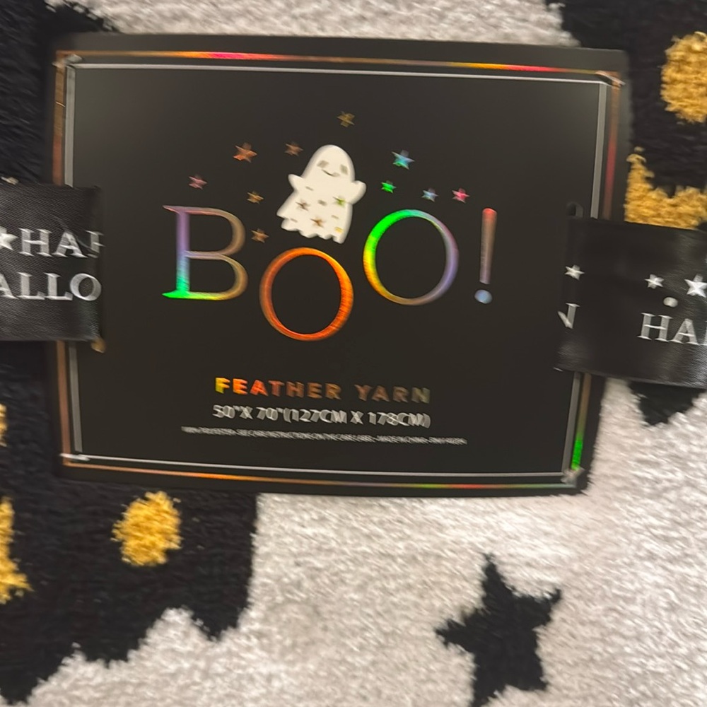 Macy’s backstage, boo feather yawn 50”x70” Throw